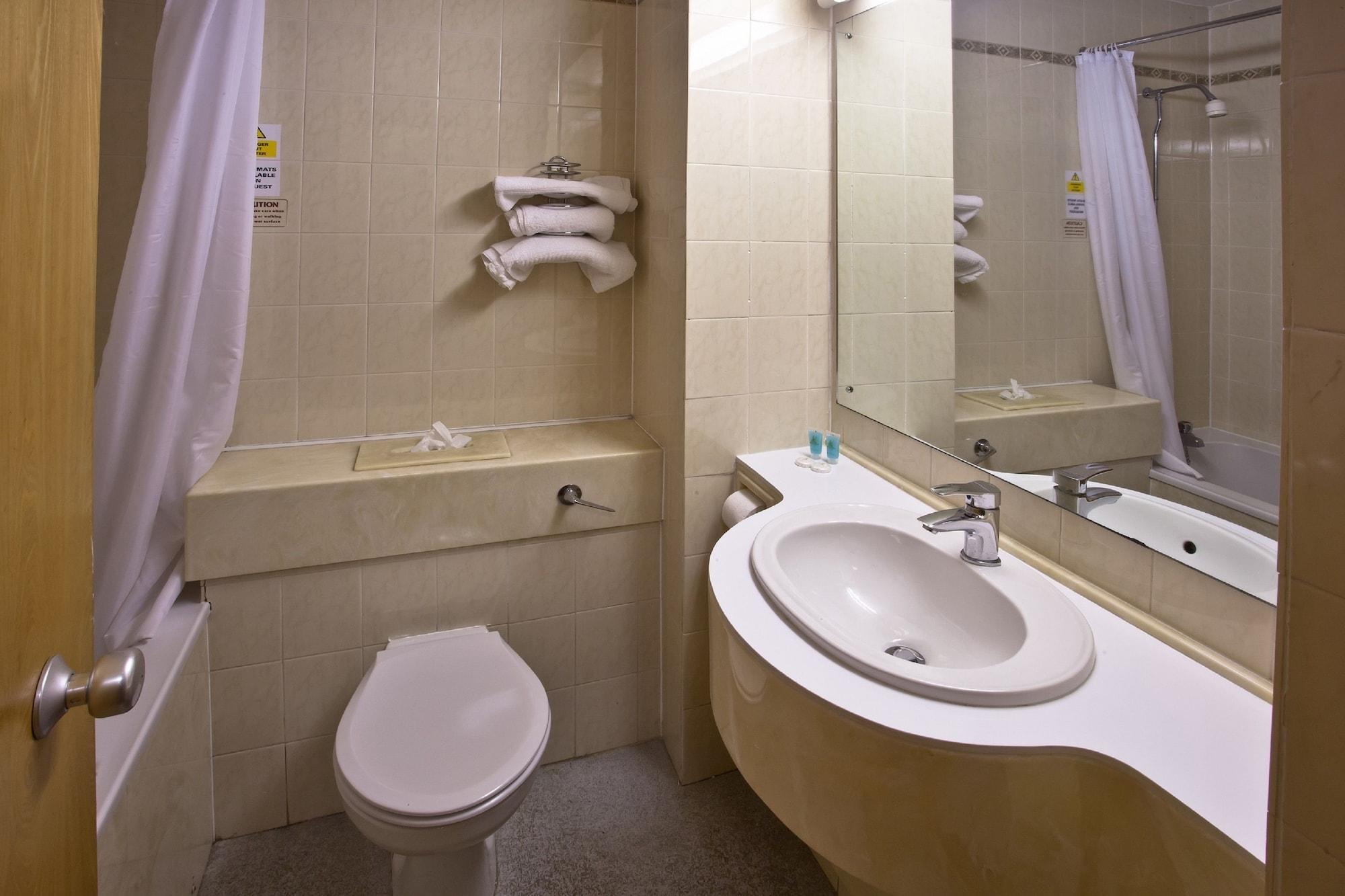 Britannia Hotel Вулвергемптон Екстериор снимка
