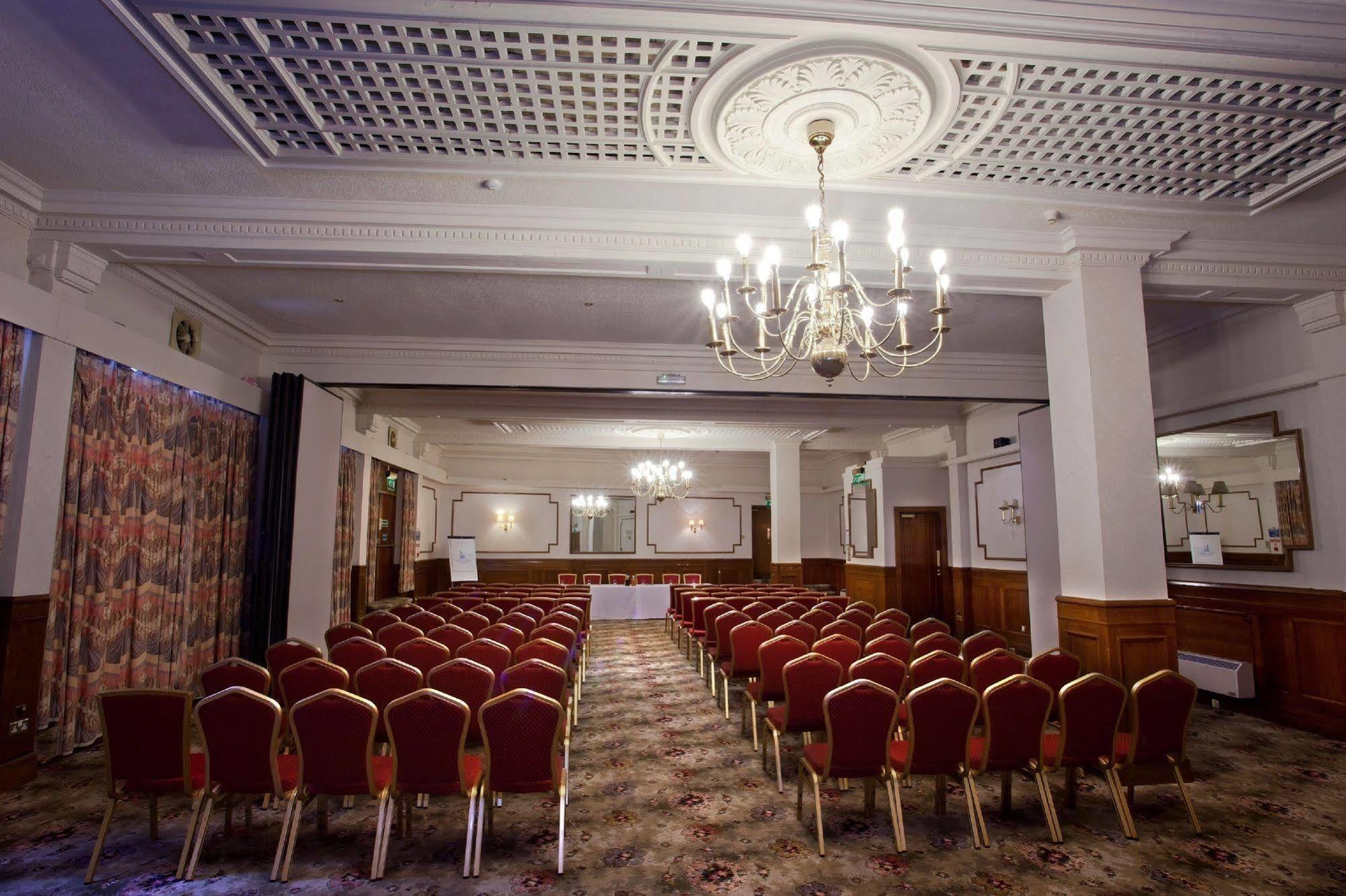 Britannia Hotel Вулвергемптон Екстериор снимка